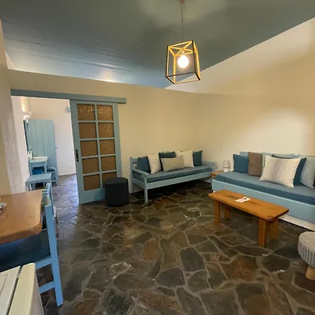 Villa Georgia Apartments & Suites Kalamaki  Room photo
